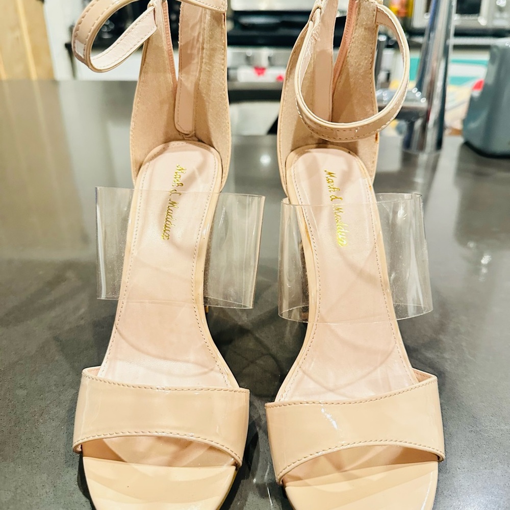 Mude Clear Block Heel Sandals Ankle Strap Size 8.5 Dress Heel